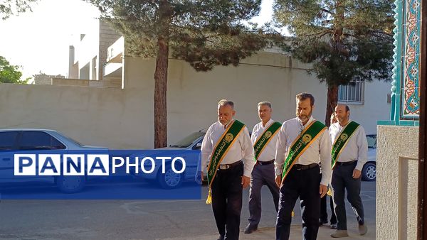 جشن ولادت امام رضا(ع) در مسجد ابوالفضل شهر حبیب آباد 