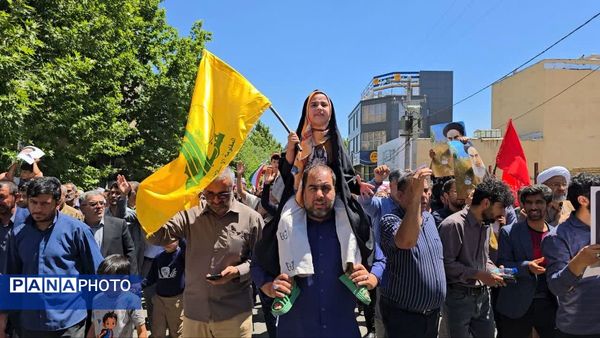 حماسه باشکوه ملت بزرگ ایران در راهپیمایی جمعه خشم و نصر 