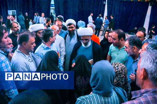 اقامه نماز جمعه شهر پرند به‌مناسبت هفته دولت