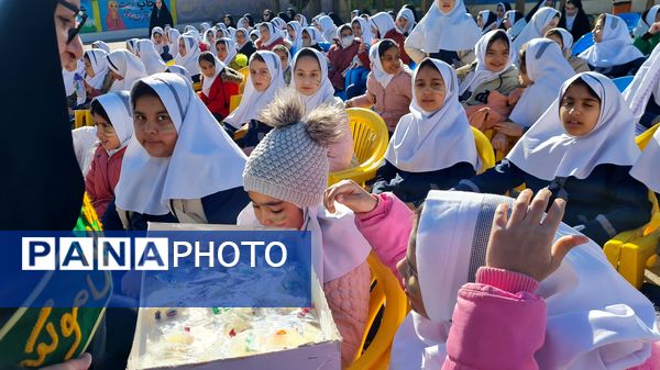 جشن حضور تا ظهور مدرسه شهید تقی پور ورزنه 