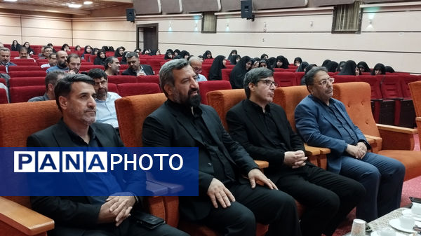 برگزاری جلسه مدیران مدارس منطقه ۱۴ 