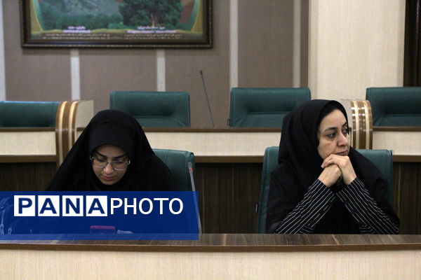 نشست خبری انجمن داروسازان یزد