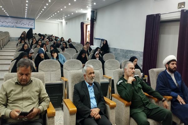 برگزاری همایش رای‌اولی‌ها در خلیل‌آباد