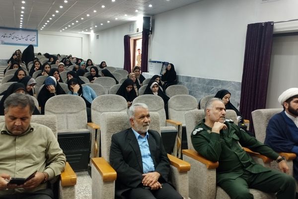 برگزاری همایش رای‌اولی‌ها در خلیل‌آباد