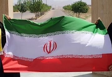 رجزخوانی دانش‌آموزخبرنگاران پانا در وصف وطن