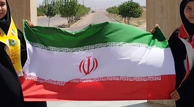 رجزخوانی دانش‌آموزخبرنگاران پانا در وصف وطن