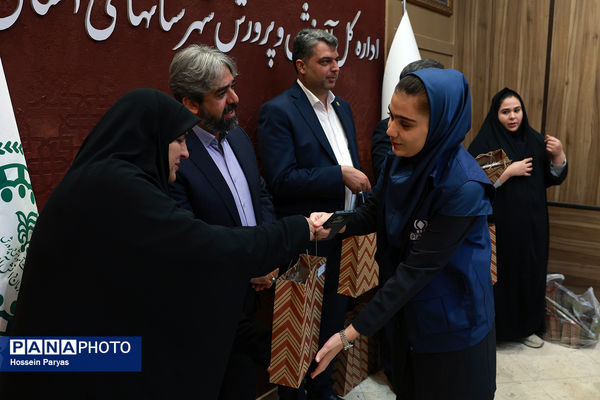 نشست صمیمی خبرنگاران پانا شهرستان‌های استان تهران با مدیرعامل خبرگزاری پانا