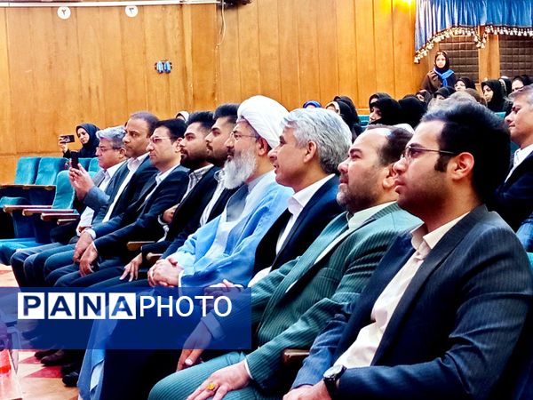 معلم؛ نردبان آسمان علم