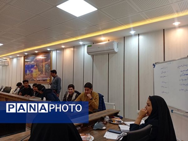 انتخابات شورای هیأت رئیسه مجمع دانش آموزی پسران ناحیه 3 مشهد