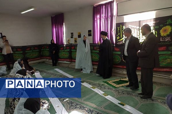  زنگ نماز در هنرستان آفرینش پردیس با حضور امام جمعه و مدیر آموزش و پرورش