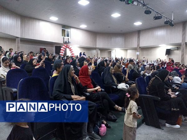جشن‌های الفبا، پیش‌‌‌دبستانی‌ها، فارغ‌‌‌التحصیلان پایه ششم‌