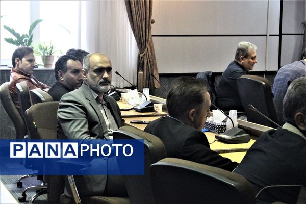 نشست شورای هماهنگی آیین وداع و خاکسپاری شهدای گمنام در قم