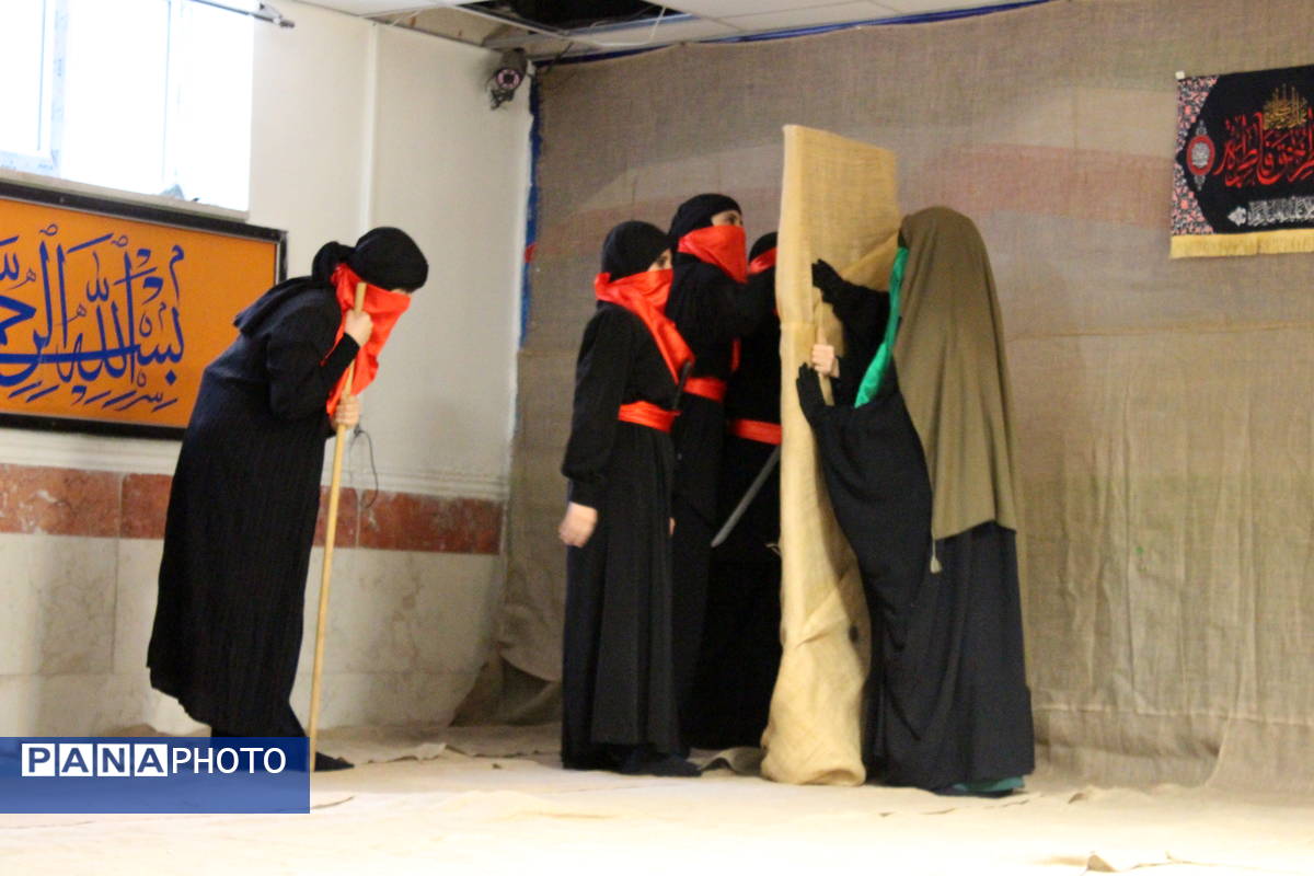 برگزاری تئاتر «یاس پژمرده» در دبیرستان سردار شهید قاسم سلیمانی ناحیه 4 کرج