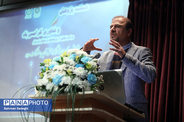 مراسم هفته پژوهش و فناوری دانشگاه تربیت دبیر شهید رجایی