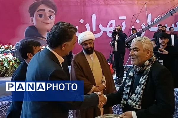 مراسم افتتاحیه جام «جوان پهلوان» در مجموعه ورزشی فدک 