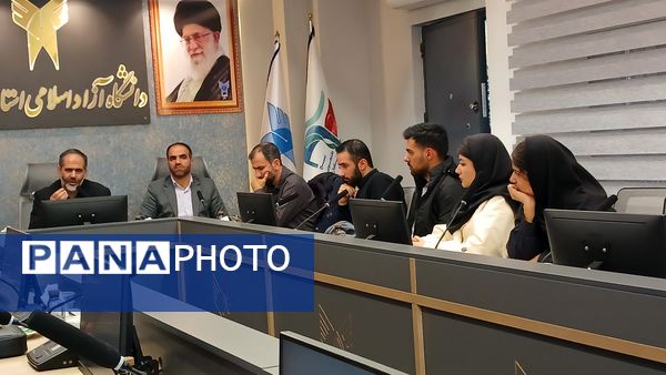 دیدار دانشجویان دانشگاه آزاد با نماینده مجلس شورای اسلامی در کرج 