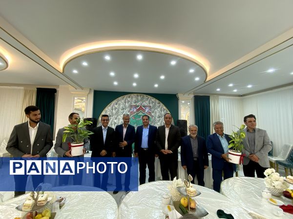 بازدید مدیر اداره آموزش و پرورش خلیل‌آباد از مدارس شهر