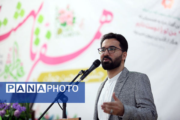 جشن ازدواج ۳۲۵ زوج جوان در حرم حضرت معصومه (س)