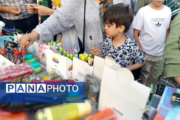 بازار داغ لوازم‌التحریر سنندج در آستانه آغاز سال تحصیلی