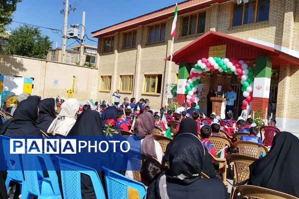 جشن شکوفه‌ها در شهرستان فریدونشهر