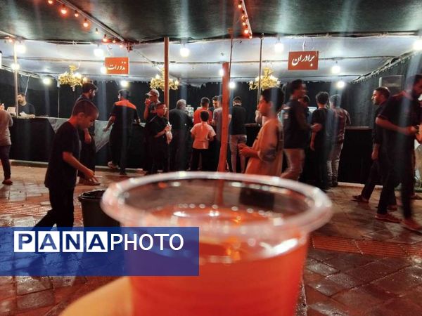 برپایی موکب علمدار به مناسبت دهه اول محرم در خلیل‌آباد 