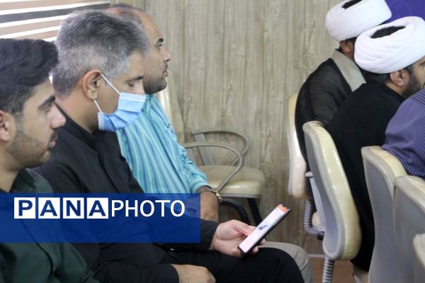 نشست مدیرکل آموزش و پرورش استان با همکاران معاونت پرورشی و فرهنگی 