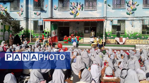 اجرای برنامه فرهنگی و عروسکی پیک دانایی در دبستان نیایش