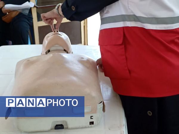 ‌‌روز دوم پیش اردوی ملی پیشتازان سازمان دانش آموزی استان اصفهان