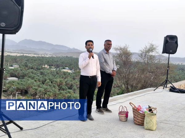پرواز بادبادک‌‌ها در روز کودک 