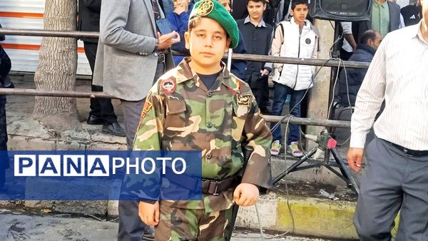 راهپیمایی پرشور ۱۳ آبان در اسدآباد؛ فریاد استکبارستیزی طنین‌انداز شد