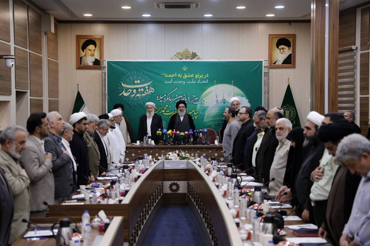 وحدت شیعه و سنی یک فرهنگ قرآنی و اهل بیتی است، نه ابتکار کشور ما