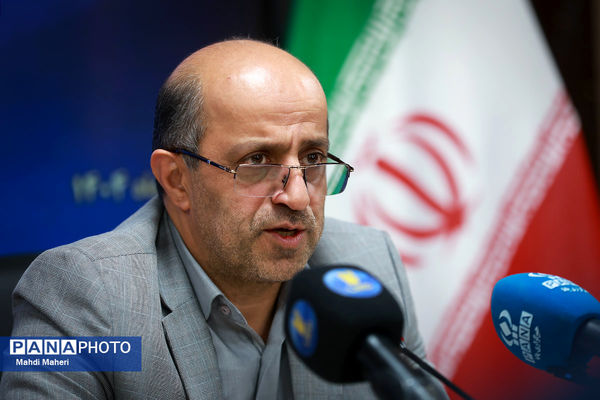 نشست صمیمی معاون آموزش متوسطه وزارت آموزش و پرورش با دانش‌آموز خبرنگاران خبرگزاری پانا