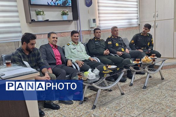 گرامیداشت هفته فراجا در دبستان های جعفریه و شیخ جنید شهرستان پیشوا