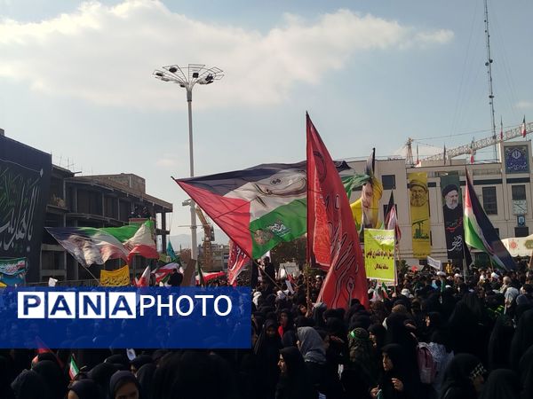  موج خروشان مردم در سیزده آبان امت واحده را به رخ کشید