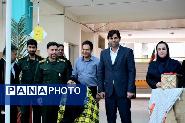 یادواره «لاله‌های روشن» در جم؛ بزرگداشت دانش‌آموز شهید حسین صافی در ریحانه‌النبی