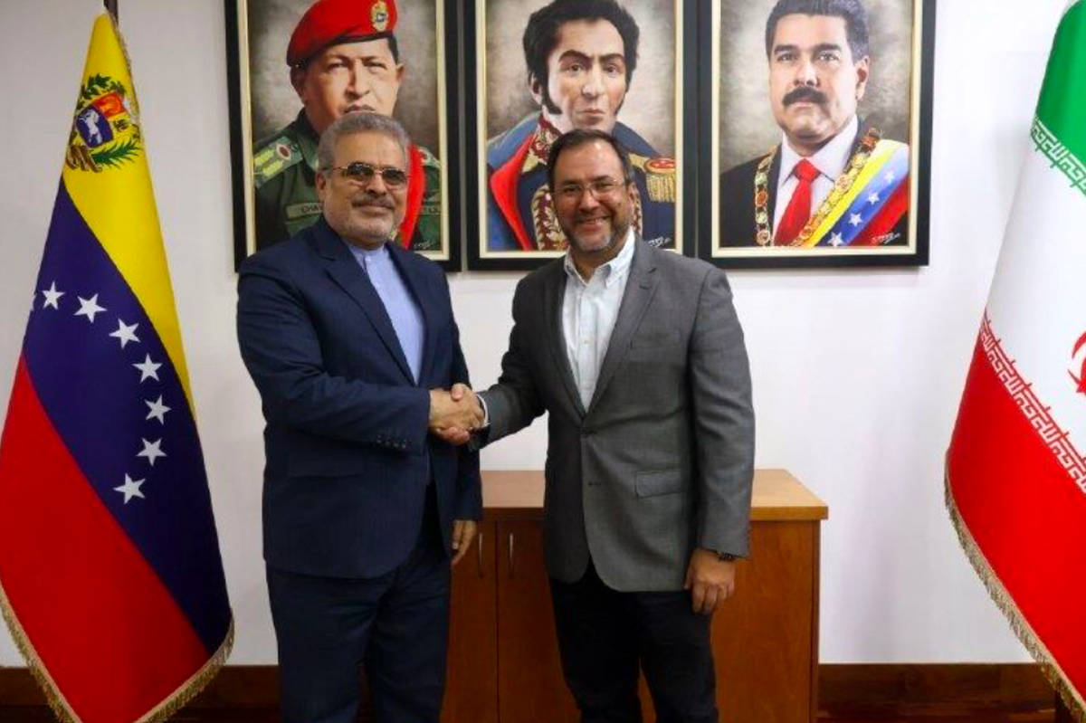 وزیر خارجه ونزوئلا: کاراکاس و تهران به حمایت از دیپلماسی صلح‌ ادامه خواهند داد