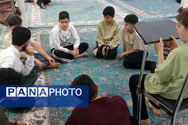 مراسم معنوی اعتکاف در مسجد اعظم حضرت ابوالفضل (ع) بهارستان دو