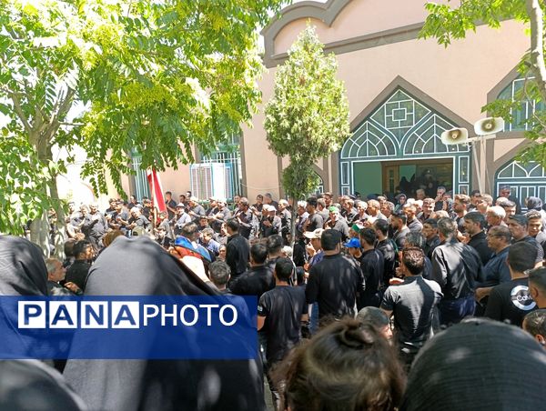 عاشورای حسینی در آشخانه و ۷۲ دیگ غذای نذری