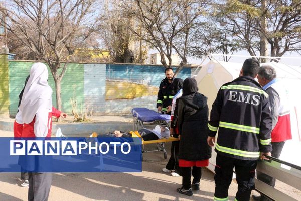 در سایه سکون؛ زنگ ایمنی و زلزله در دبیرستان اندیشه‌نفیس به صدا درآمد