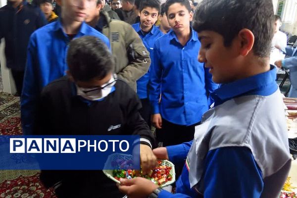 برگزاری محفل انس با قرآن کریم به میزبانی دبیرستان شاهد‌ شهید مسعود‌ درخشان 