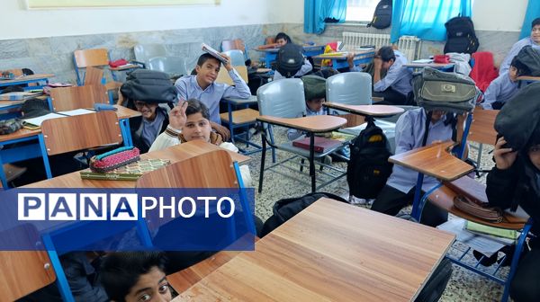 دانش آموزان بجستانی آماده برای بحران