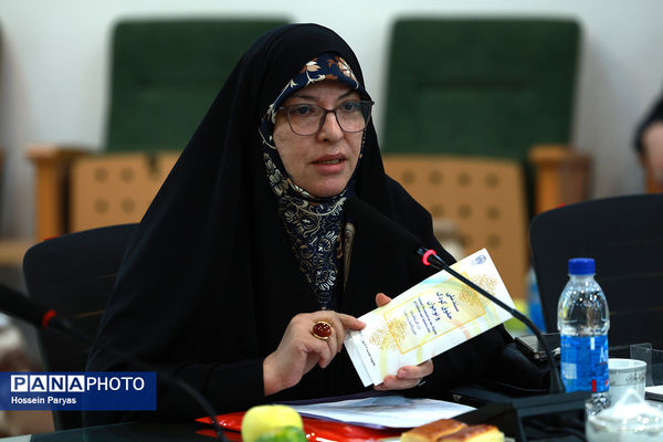 نشست خبری تبیین سند ملی کودک و نوجوان و هفته ملی کودک
