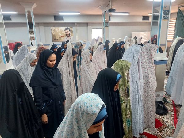 لحظات نورانی نماز استغاثه؛ اتحاد دل‌ها برای طلب باران