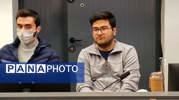 دیدار دانشجویان دانشگاه آزاد با نماینده مجلس شورای اسلامی در کرج 