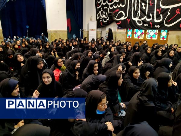 اردوی راهیان نور دانش‌آموزان ناحیه 2 قم