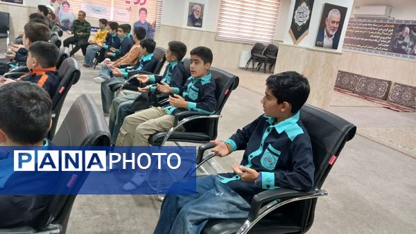 تقدیر از دانش‌آموزان دبستان سعادت بابت حضور فعال در نماز جمعه محمدشهر کرج