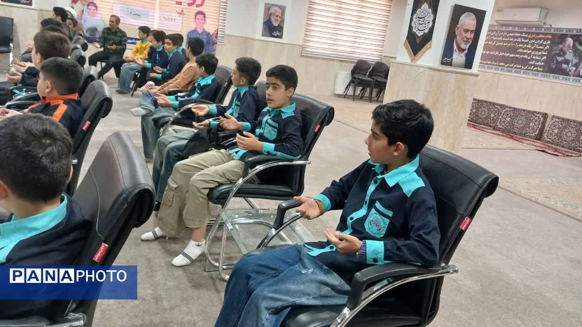 تقدیر از دانش‌آموزان دبستان سعادت بابت حضور فعال در نماز جمعه محمدشهر کرج