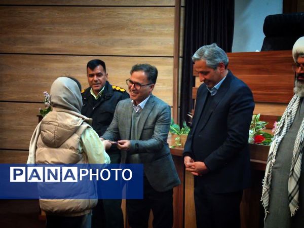 جلسه شورای اداری شهرستان کاشمر 