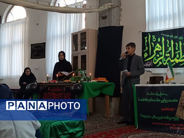 برگزاری برنامه‌ ویژه، به مناسبت ایام فاطمیه در امامزاده نیار اردبیل