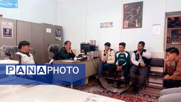 برگزاری جلسه فرمانده واحد‌های بسیج دانش‌آموزی در شهرستان خلیل‌آباد 